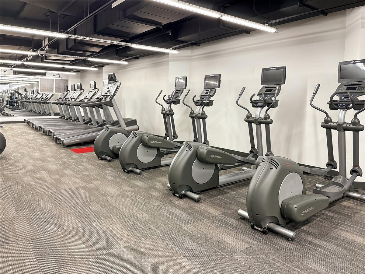 Office for Rent on 200 South Wacker Drive, Downtown Chicago 