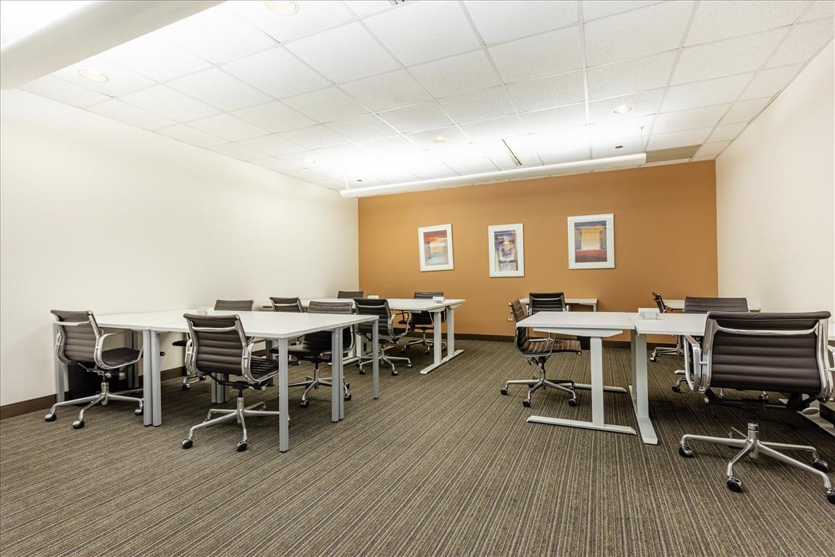 Photo of Office Space on 200 South Wacker Drive, Downtown Chicago 