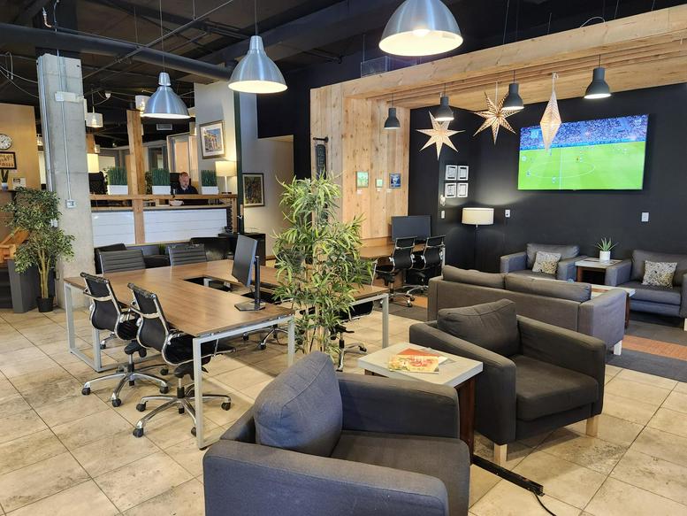 201 Milwaukee Street, Suite 200 Office Images