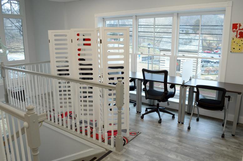 8407 Main Street Office Images
