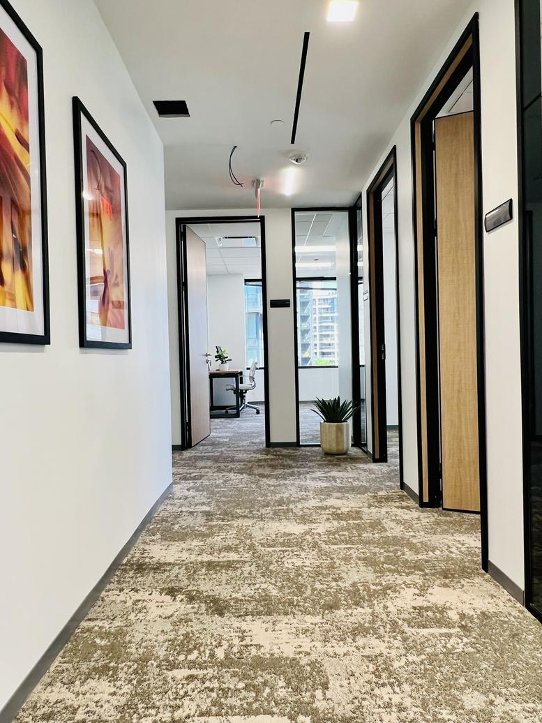 1550 Wilson Boulevard, 7th Floor Office Images