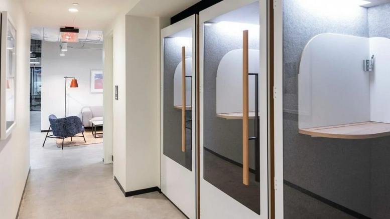 135 West 50th Street, 2nd Floor, Rockefeller Center Office Images