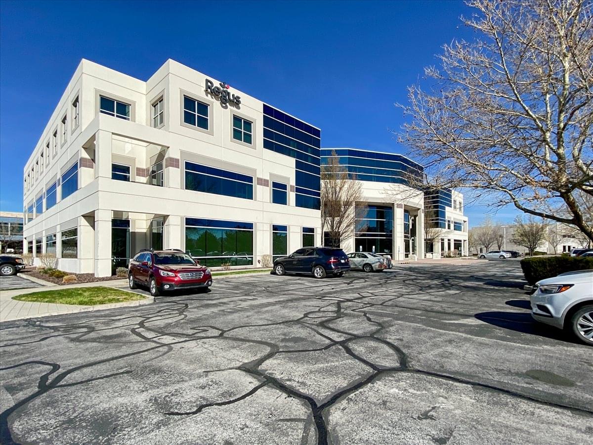 9805 Double R Boulevard available for companies in Reno