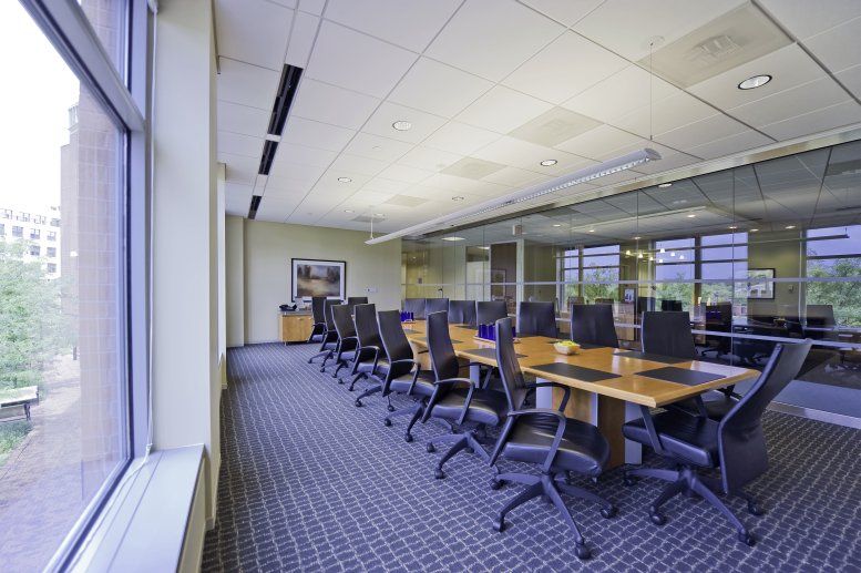 1940 Duke St, Carlyle Complex Office Images