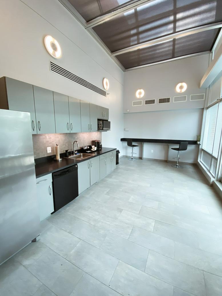 7375 Executive Place, Suite 400 Office Images