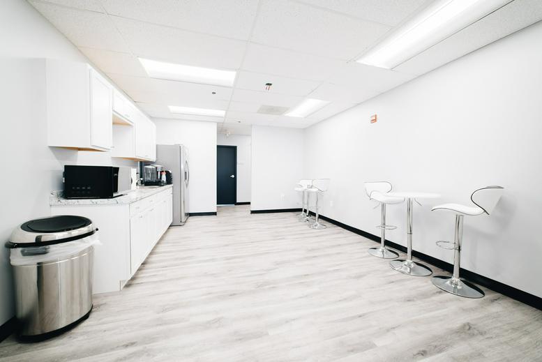 7404 Executive Place, Suite 400 Office Images