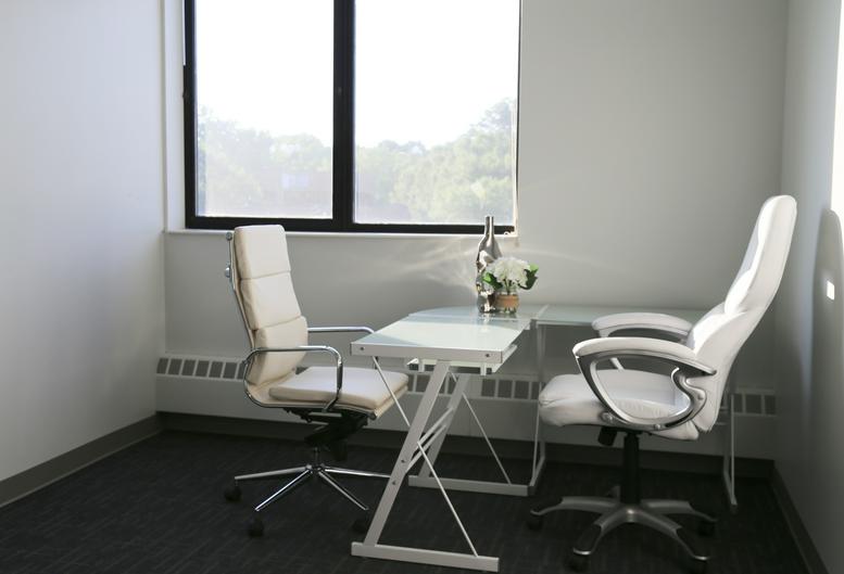10770 Columbia Pike, Suite 300 Office Images