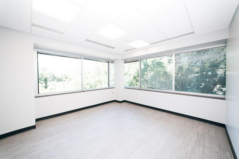 18310 Montgomery Village Avenue, Suite 300 Office Images