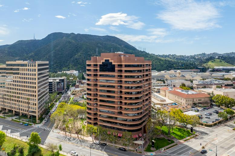 Central Park Building available for companies in Burbank