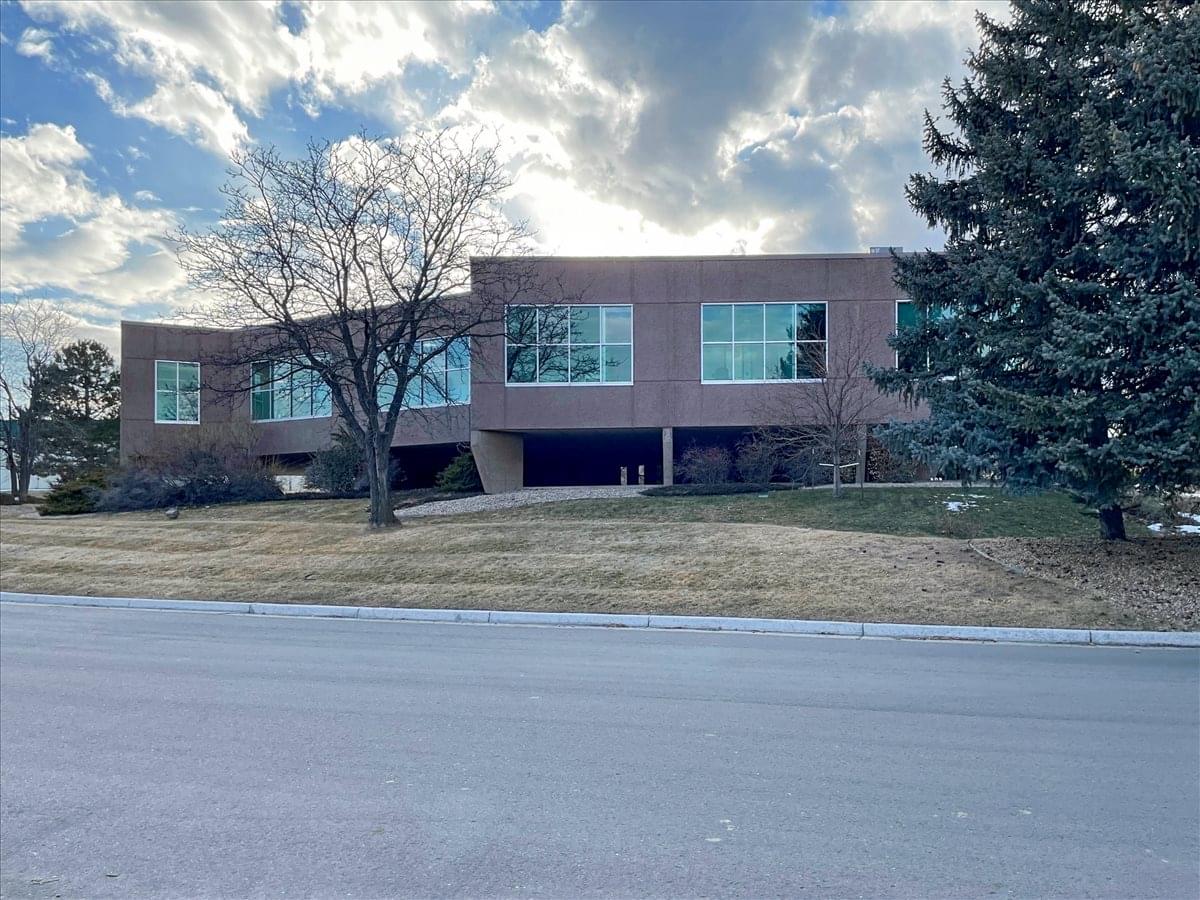 6275 Joyce Drive available for companies in Arvada
