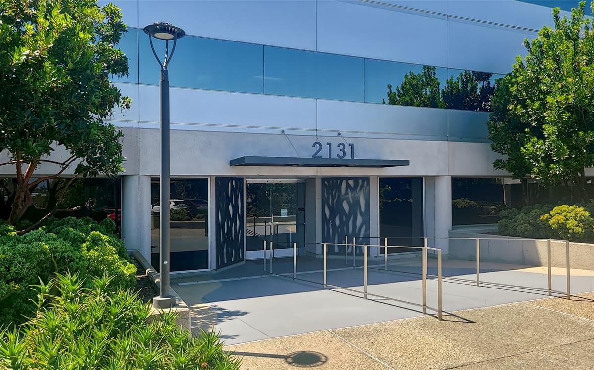2131 Palomar Airport Road available for companies in Carlsbad