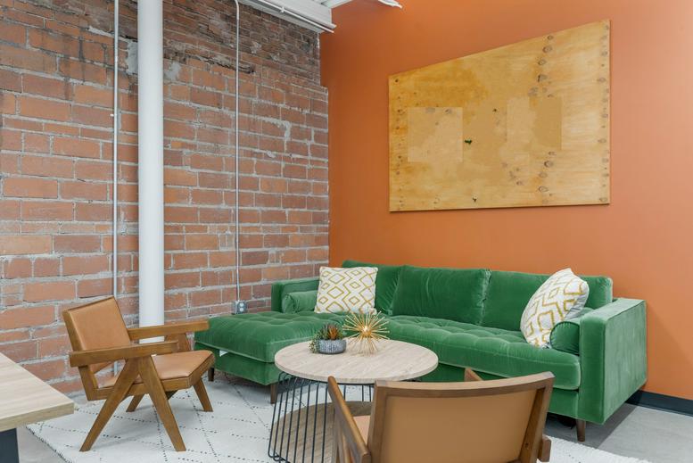 1207 South Lewis Avenue, Suite C Office Images