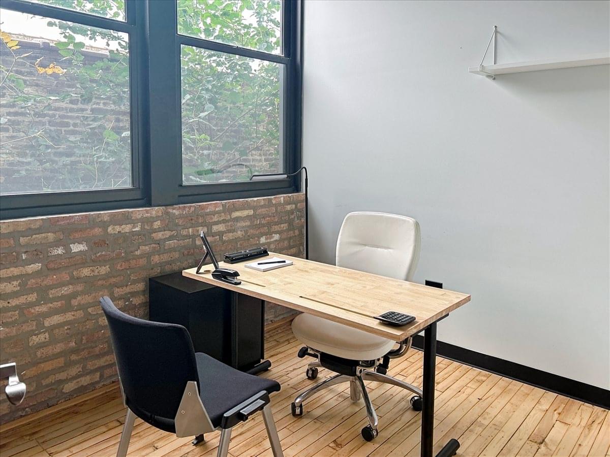 4311 North Ravenswood Avenue, 2nd & 3rd Floor Office Space - Chicago