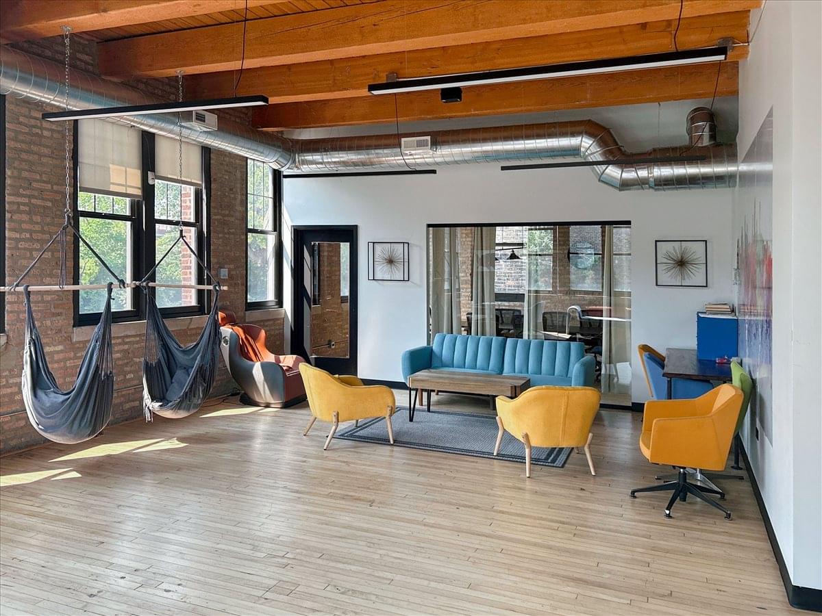 4311 North Ravenswood Avenue, 2nd & 3rd Floor Office Images