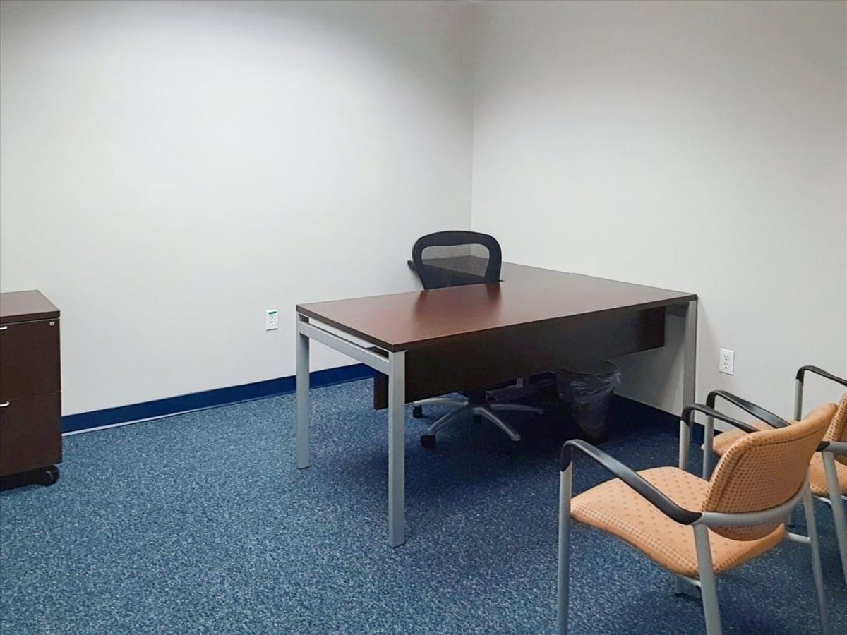 16 Biltmore Avenue available for companies in Asheville