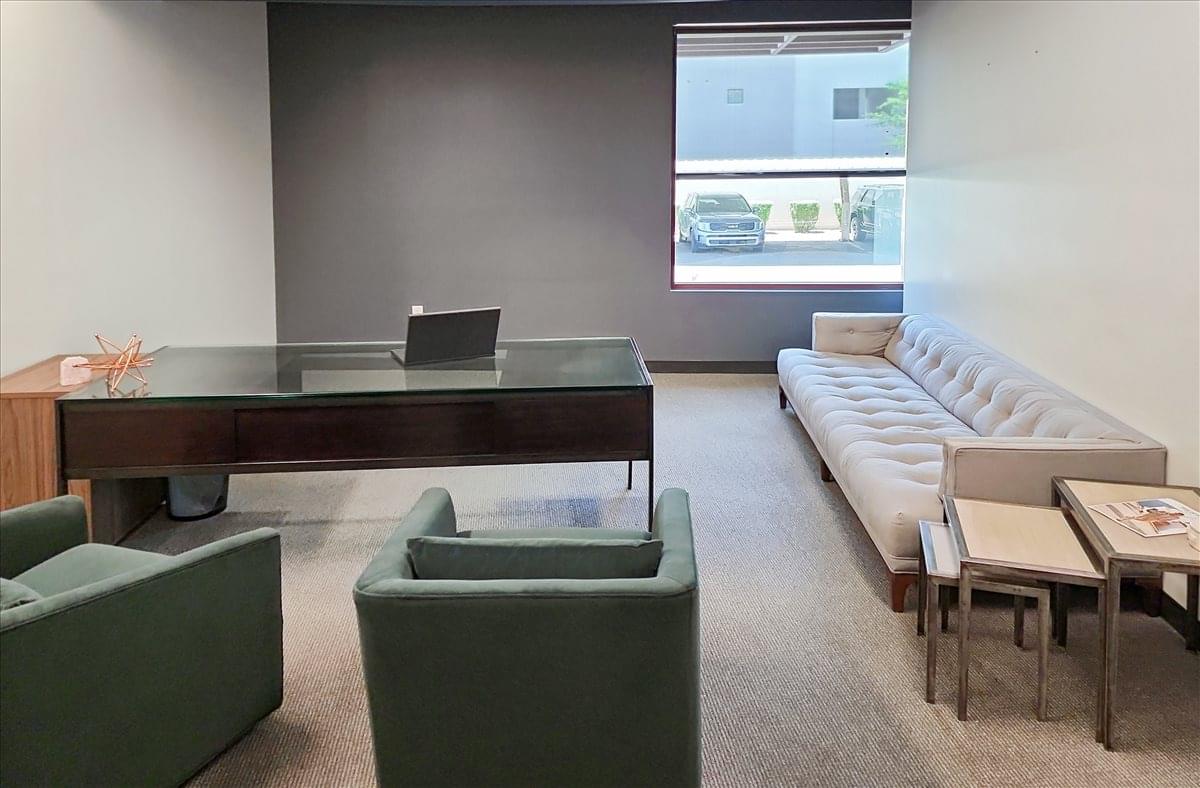 2701 East Camelback Road, 1st Floor Office Images
