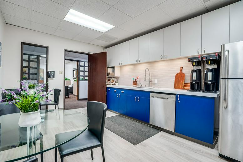 Photo of Office Space on Olympic Plaza, 11500 Olympic Blvd Los Angeles 