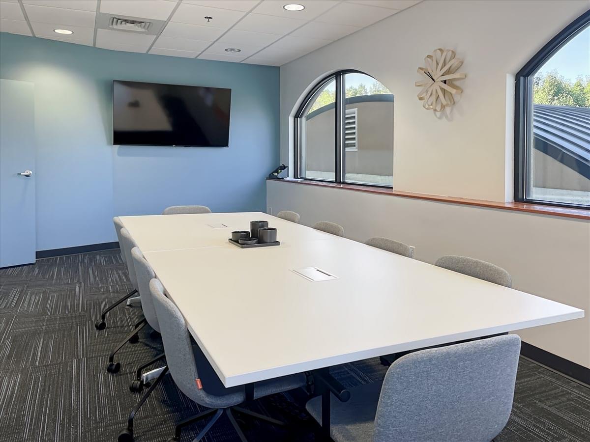 4200 Fashion Square Boulevard Office Images
