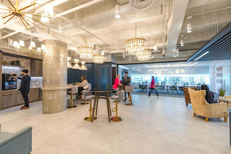 100 South East 2nd Street, Suite 2000, Miami Tower Office Images