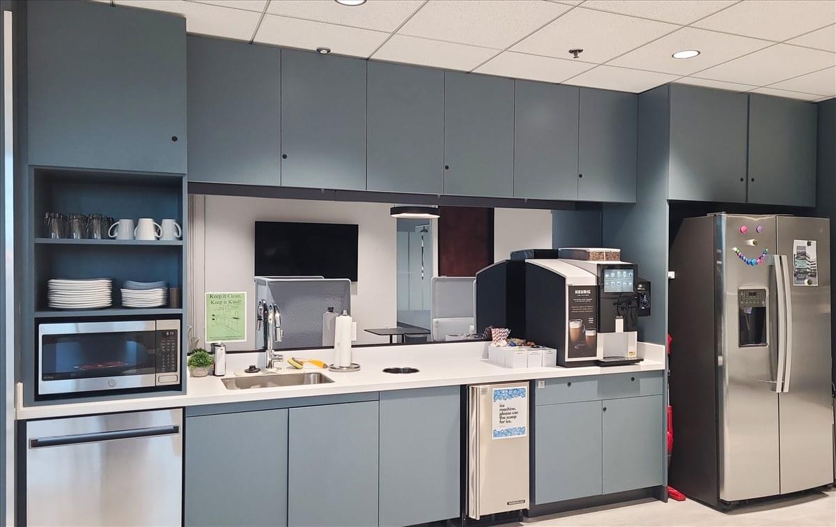 2180 Harvard Street Office Images