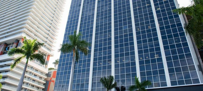 100 Biscayne Boulevard Office Images