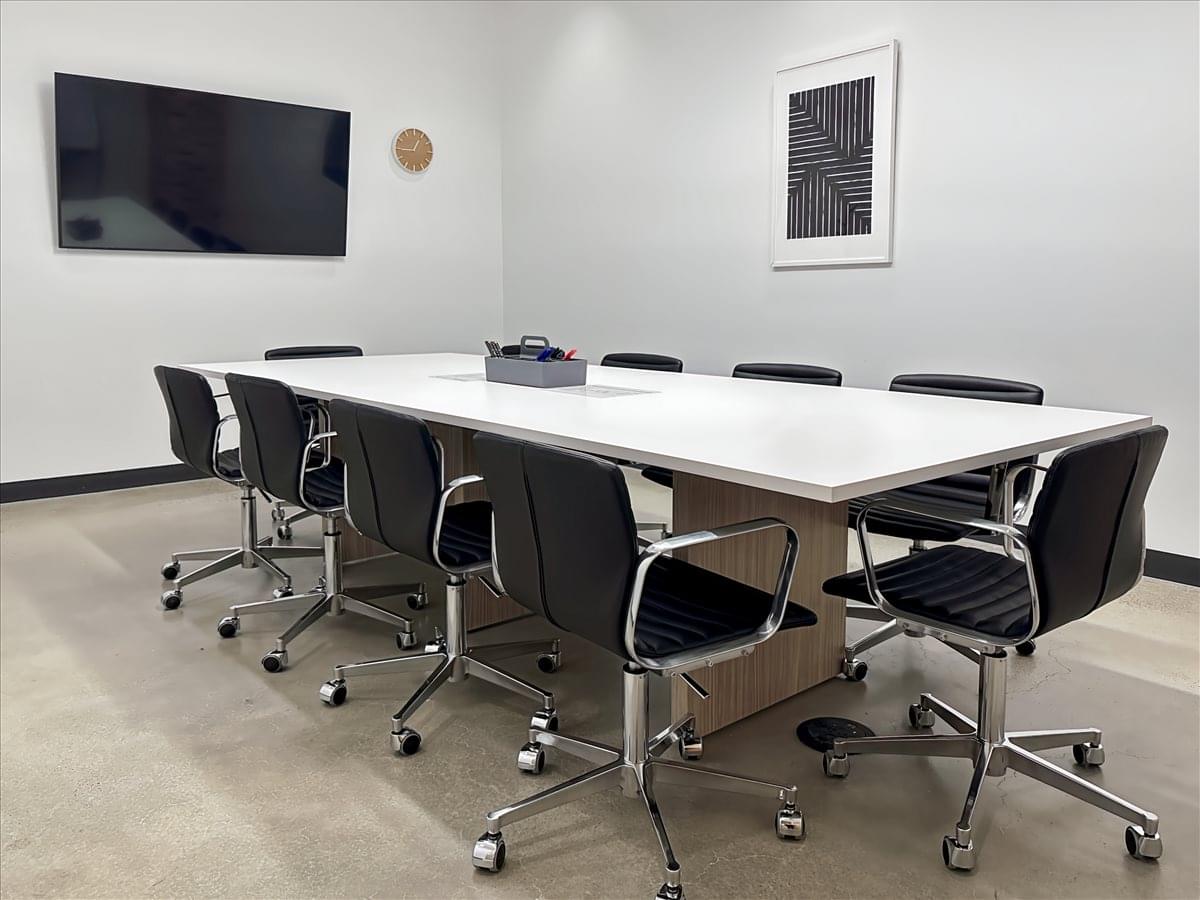 372 24th Street, 4th Floor Office Images