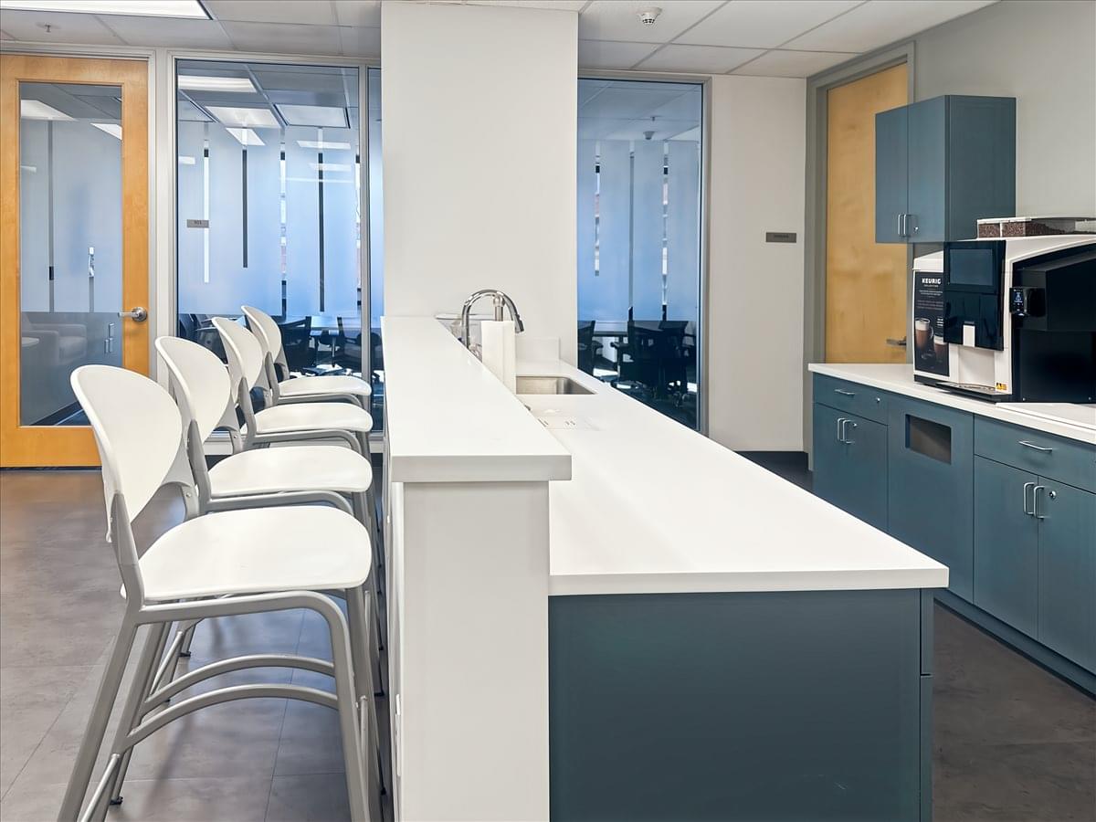 1000 4th Street available for companies in San Rafael