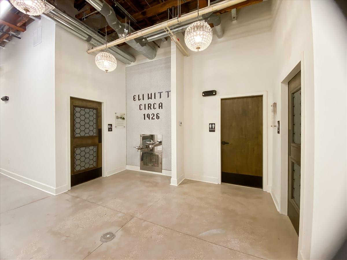 238 North Massachusetts Avenue, 1st Floor Office Images