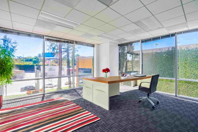 21031 Ventura Boulevard, Suite 200, Woodland Hills Corporate Center Office Images