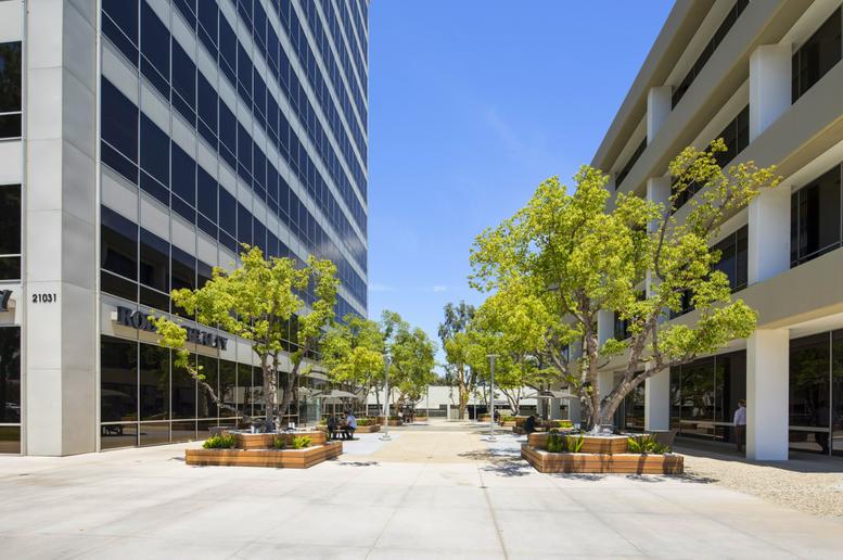 21031 Ventura Boulevard, Suite 200, Woodland Hills Corporate Center Office Images