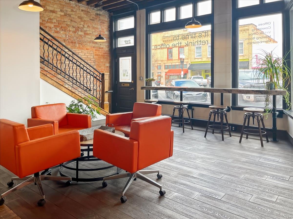 221 25th Street, 1st & 2nd Floor Office Images
