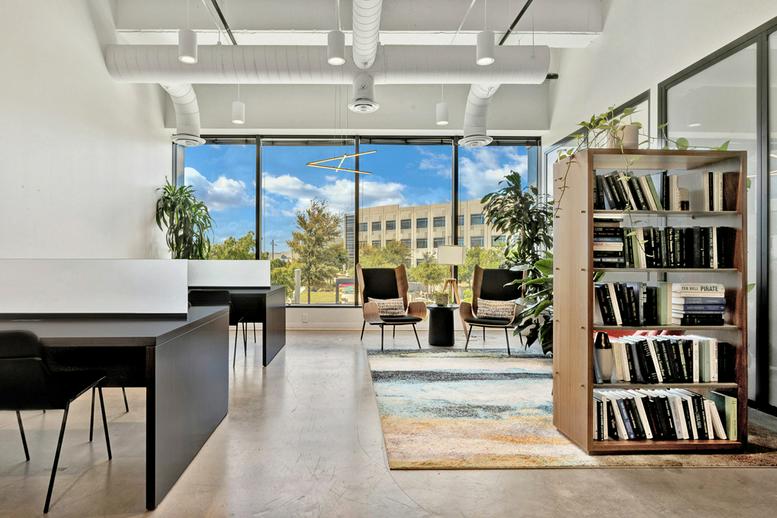 3201 Dallas Parkway, Suite 200 Office Images