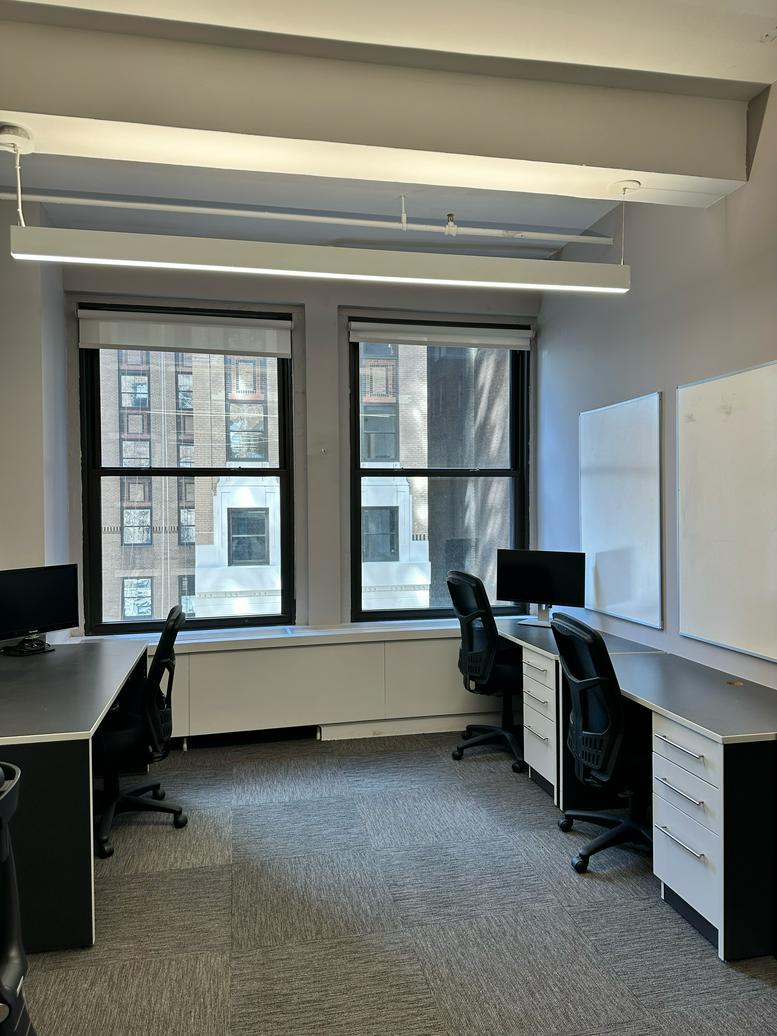 462 Seventh Ave, FL 6 Office Images