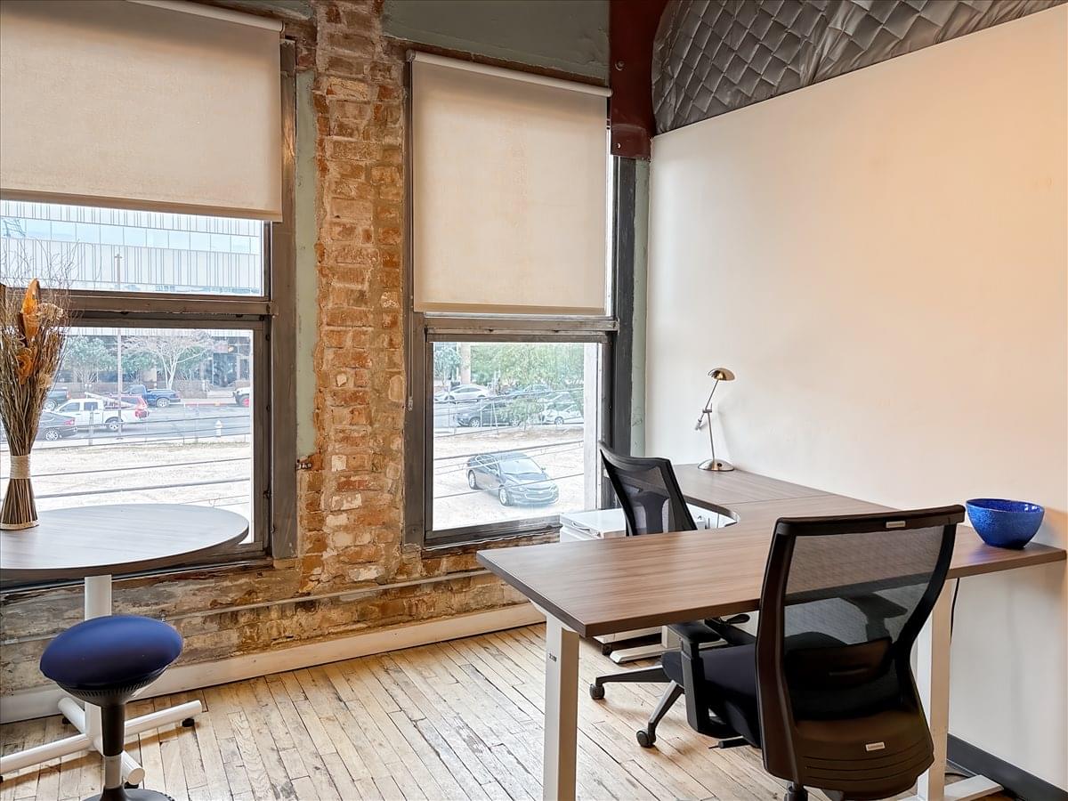 130 East Congress Street Office Images