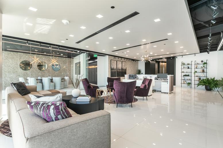 2325 East Camelback Road, Suite 400 Office Images