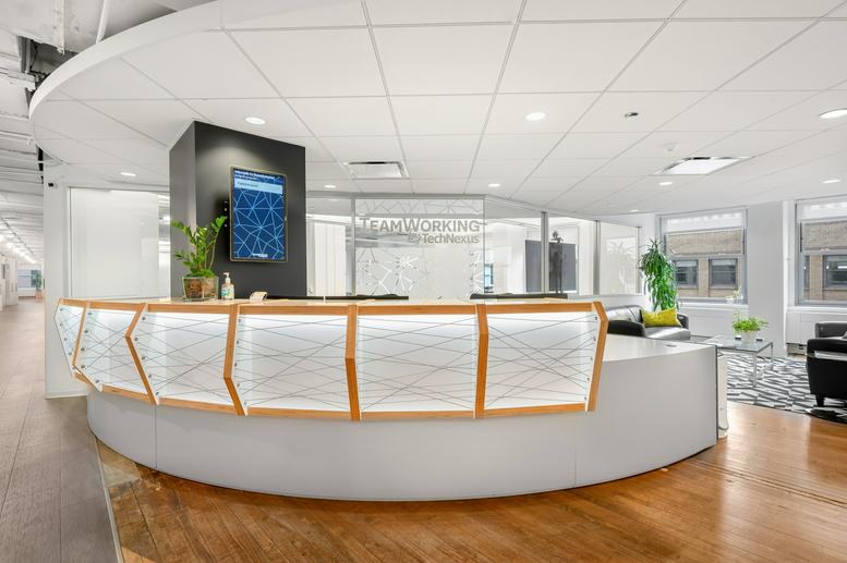 Photo of Office Space on 20 North Wacker Drive Chicago 