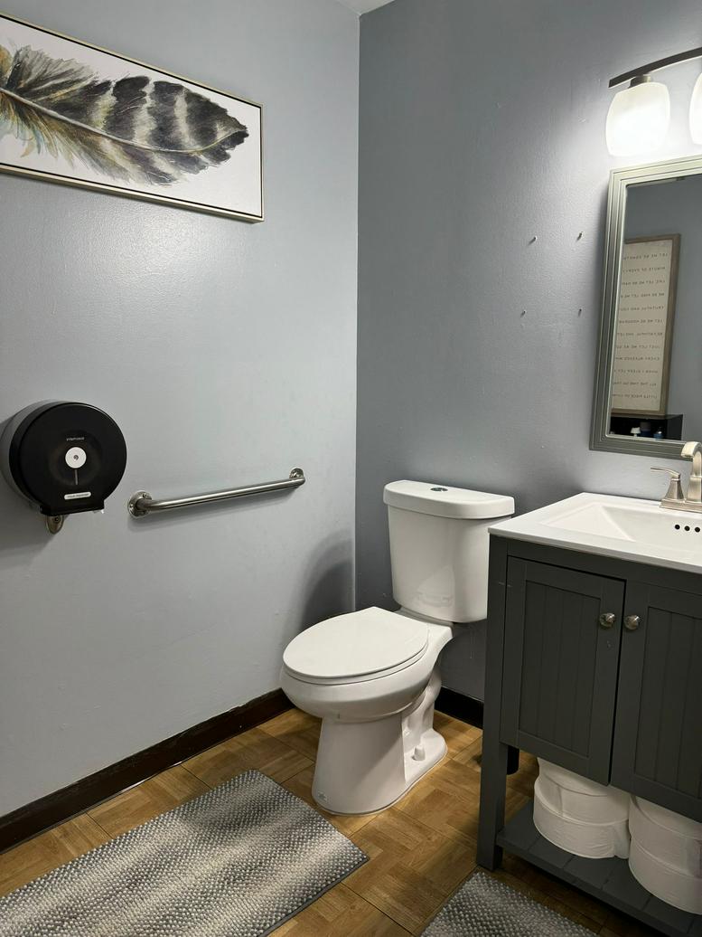 17100 Collins Avenue, Suite 209 Office Images
