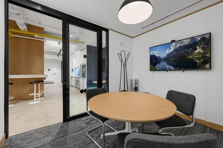 880 3rd Avenue, 5th Floor Office Images