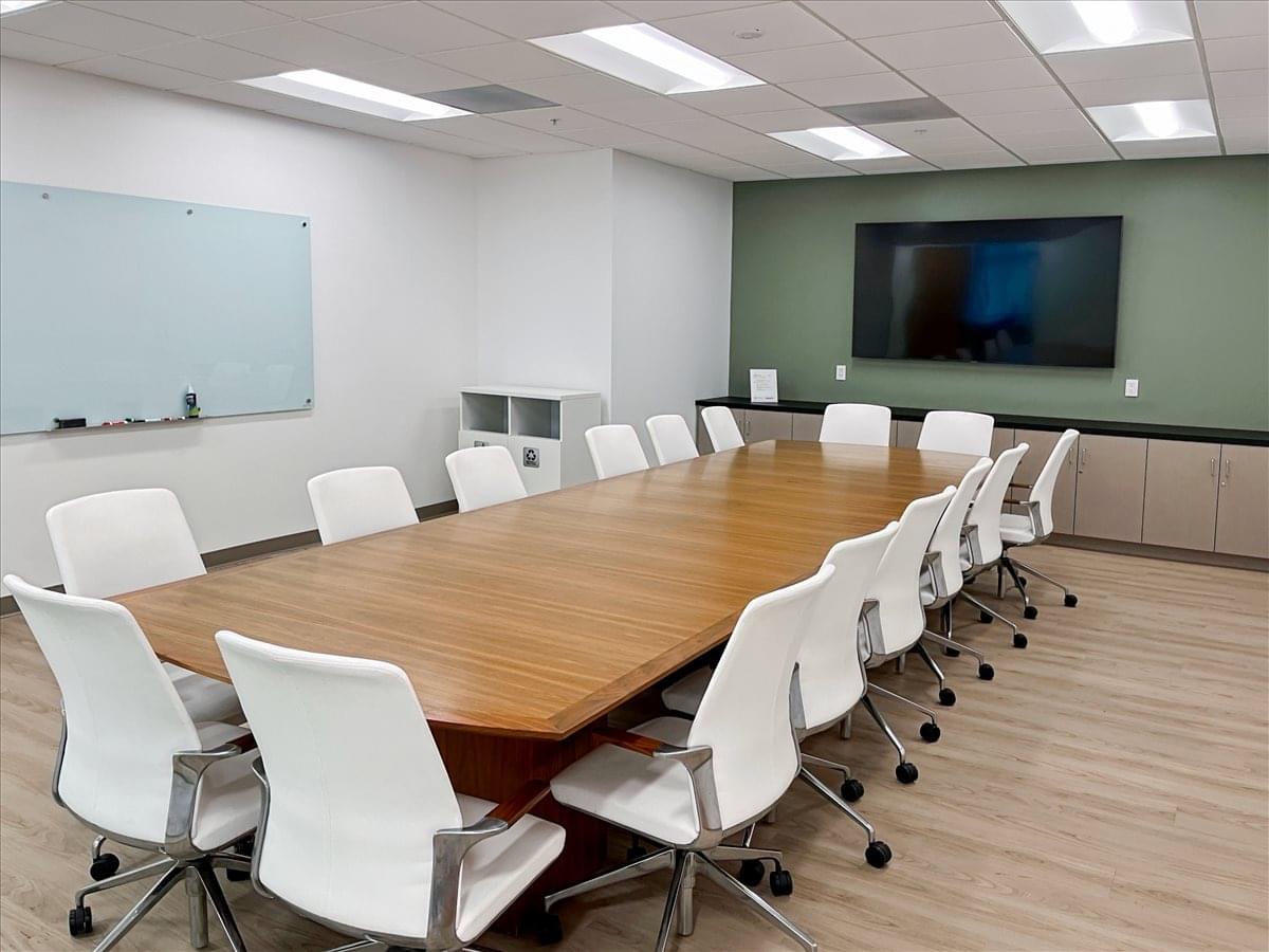 15 Enterprise, Suite 250 Office Images