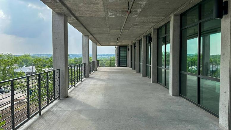 7001 Burnet Road Office Images