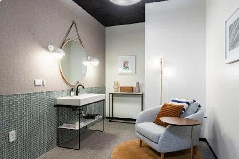 3390 Mary Street Office Images