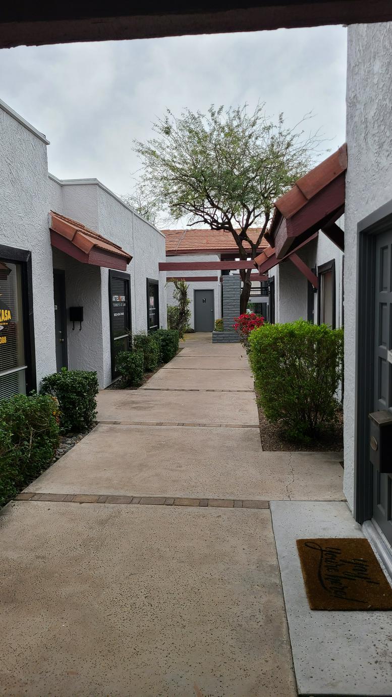 2942 N 24th Street, Suite 114 Office Images