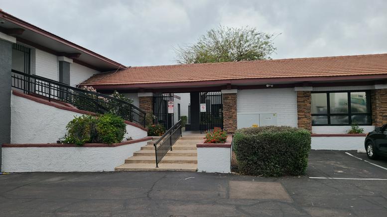 2942 N 24th Street, Suite 114 Office Images
