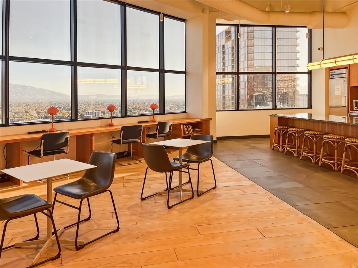 250 E 200 South Office Images