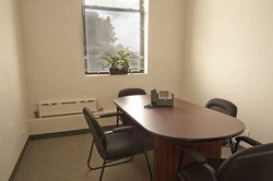 3047 N Lincoln Ave Office Images
