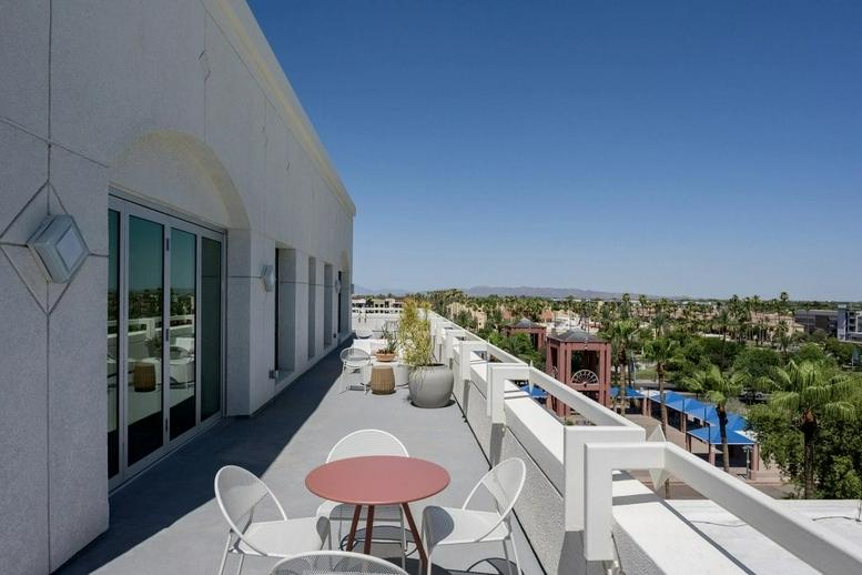 25 S Arizona Place available for companies in Chandler