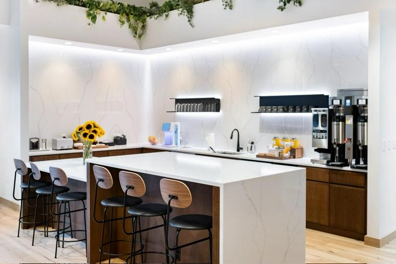 11 Park Place available for companies in NYC
