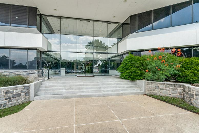 Office for Rent on 555 Republic Drive Plano 