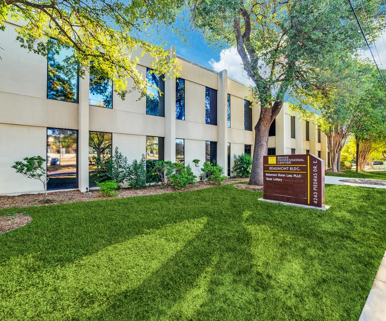 4243 East Piedras Drive Office Images