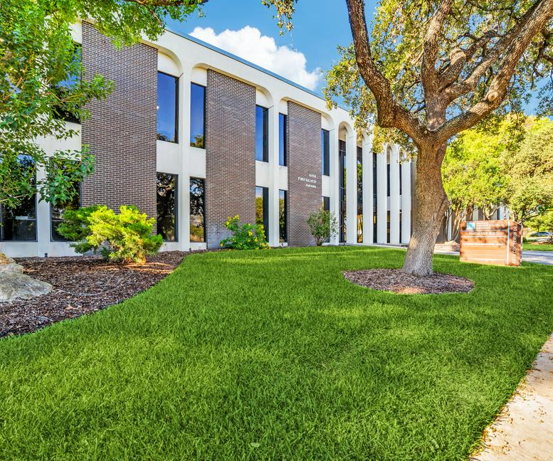 4414 Centerview Drive Office Images